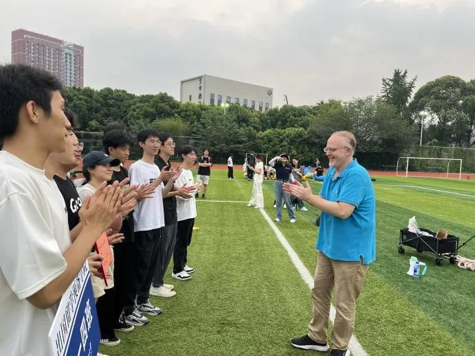 捆绑调教